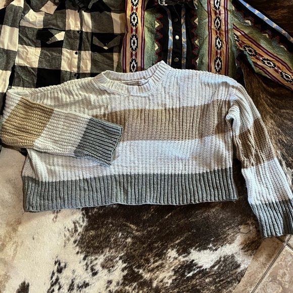Crop sweater - Picture 1 of 1